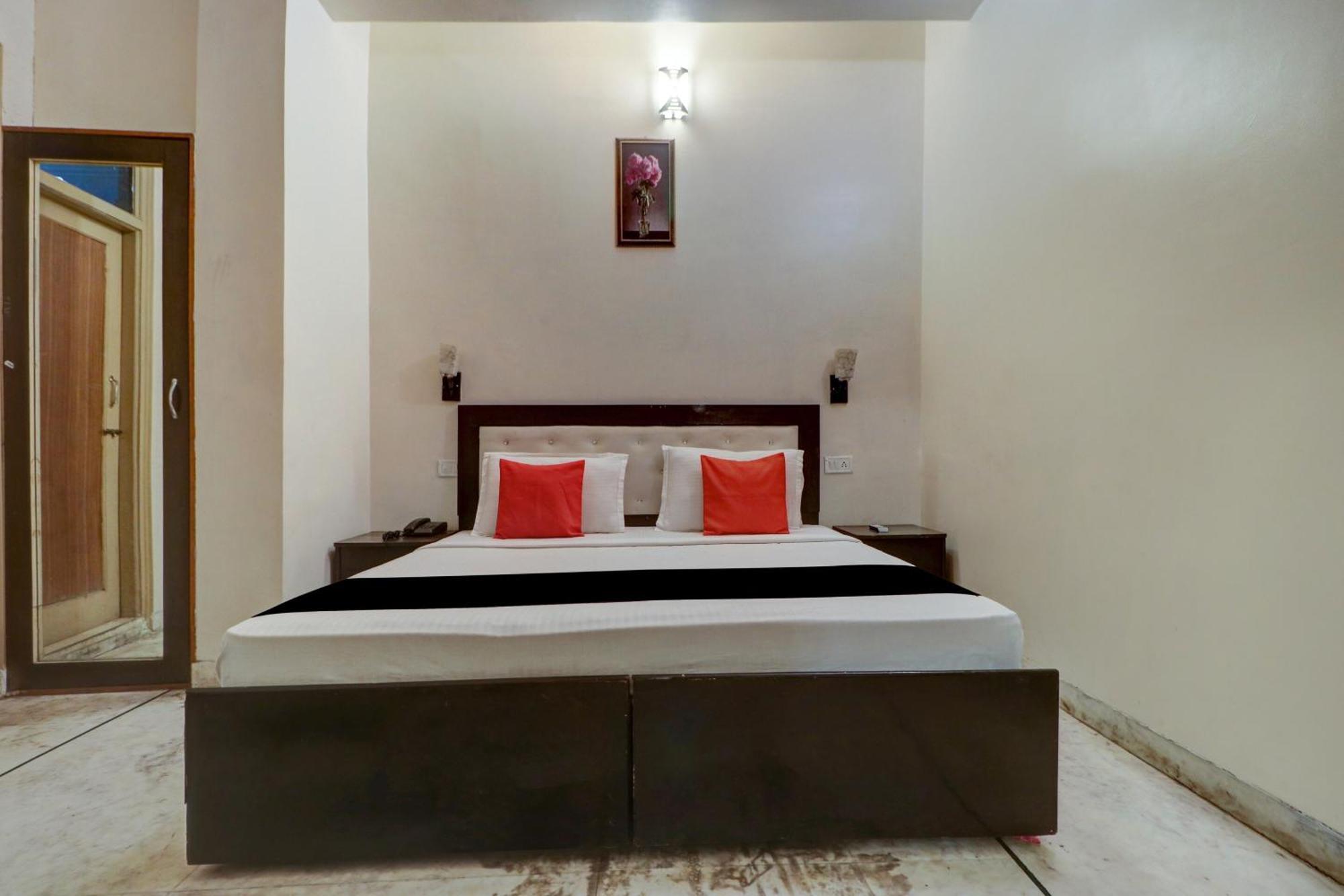 Capital O Divine Otel Amritsar Dış mekan fotoğraf