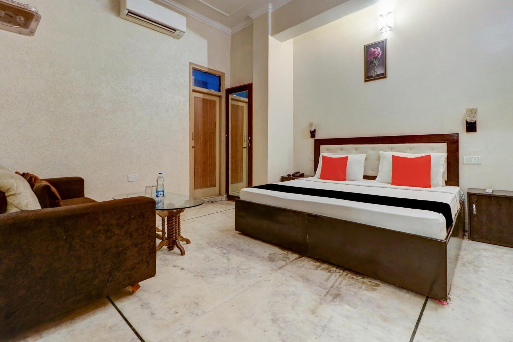 Capital O Divine Otel Amritsar Dış mekan fotoğraf